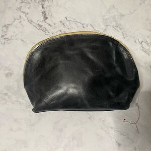 Sseko Oiled Black Leather Cosmetic Bag